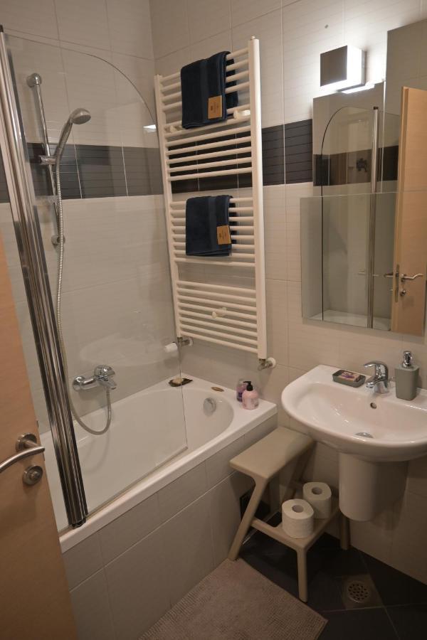 Lola Suite Zagreb Luaran gambar
