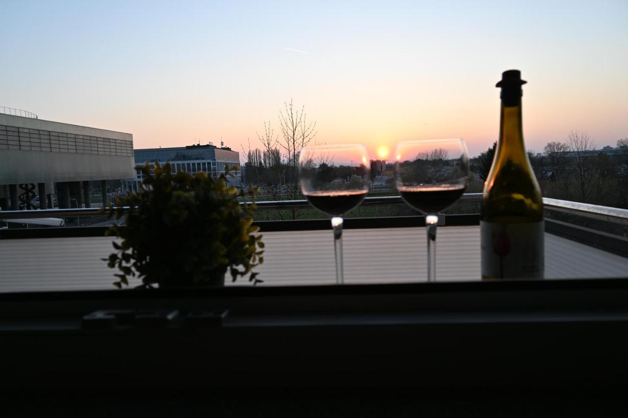 Lola Suite Zagreb Luaran gambar