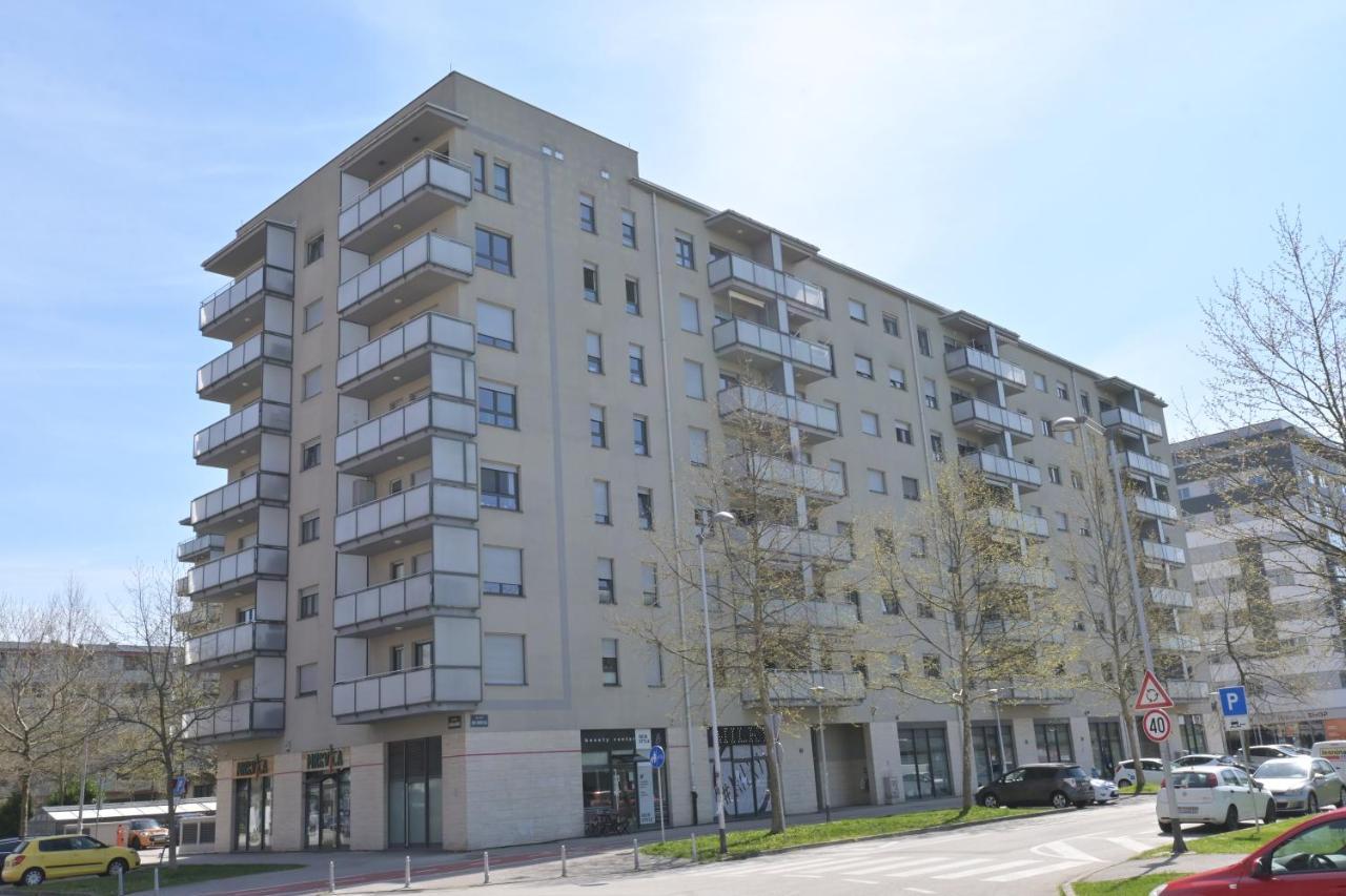 Lola Suite Zagreb Luaran gambar